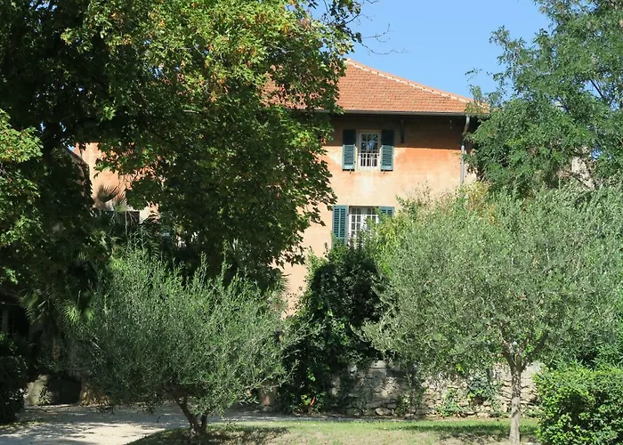 dépendance de bastide climatisée dans parc exceptionnel, au calme