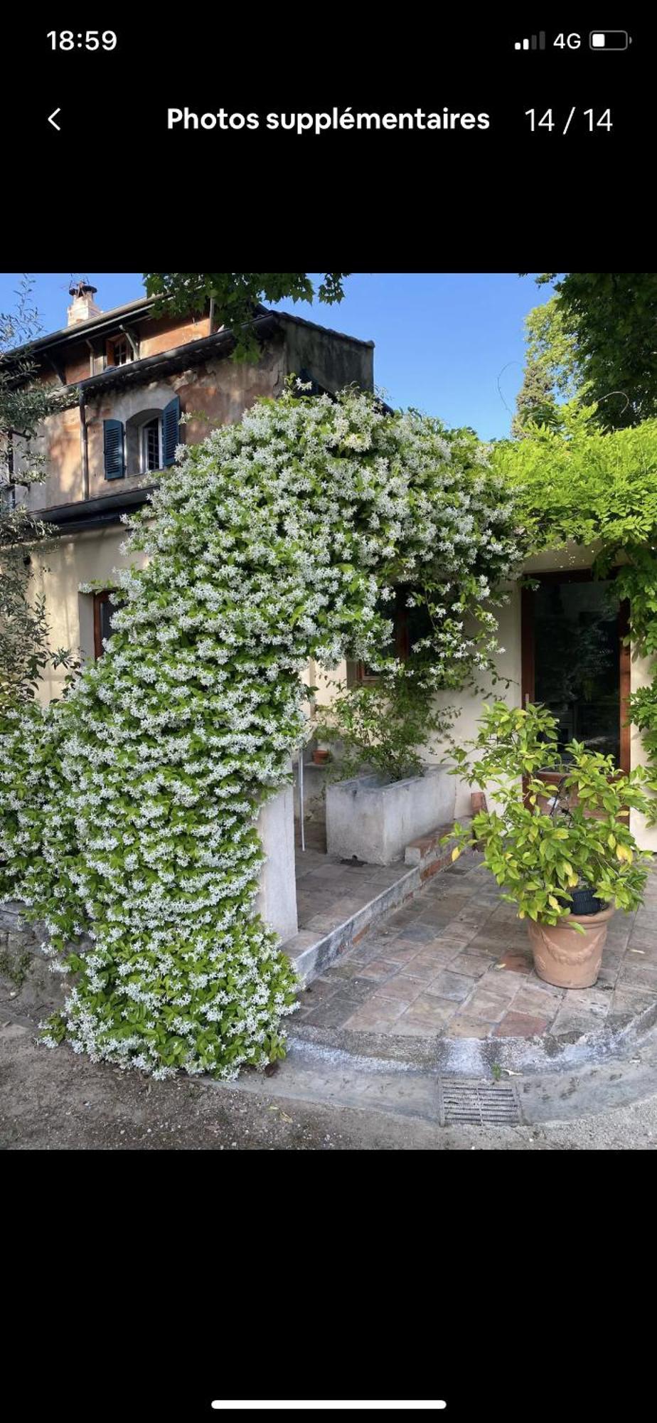 Dépendance De Bastide Climatisée Dans Parc Exceptionnel, Au Calme Hébergement de vacances *