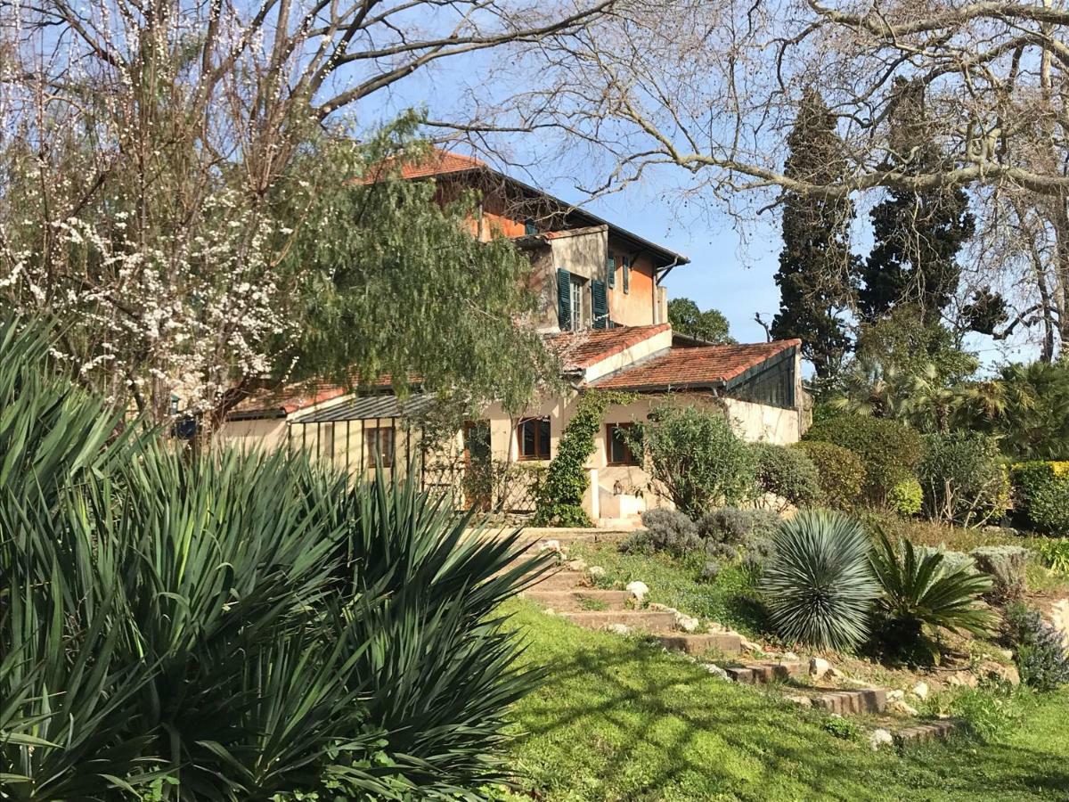 Hébergement de vacances Dépendance De Bastide Climatisée Dans Parc Exceptionnel, Au Calme *